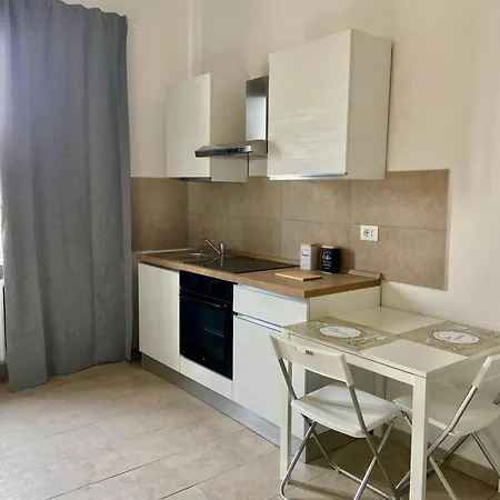Appartement Monolocale 2 *